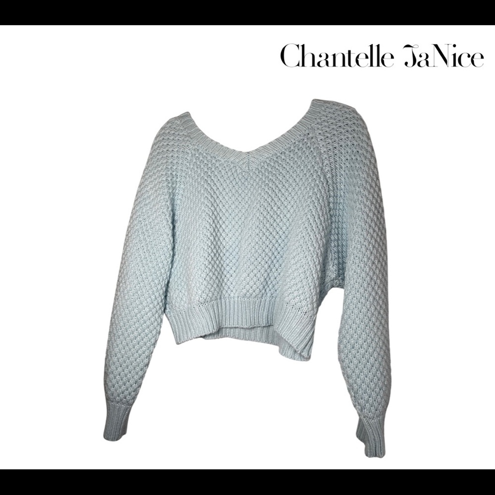 Fashion Nova Knit Crop Sweater. Size medium. Light blue.